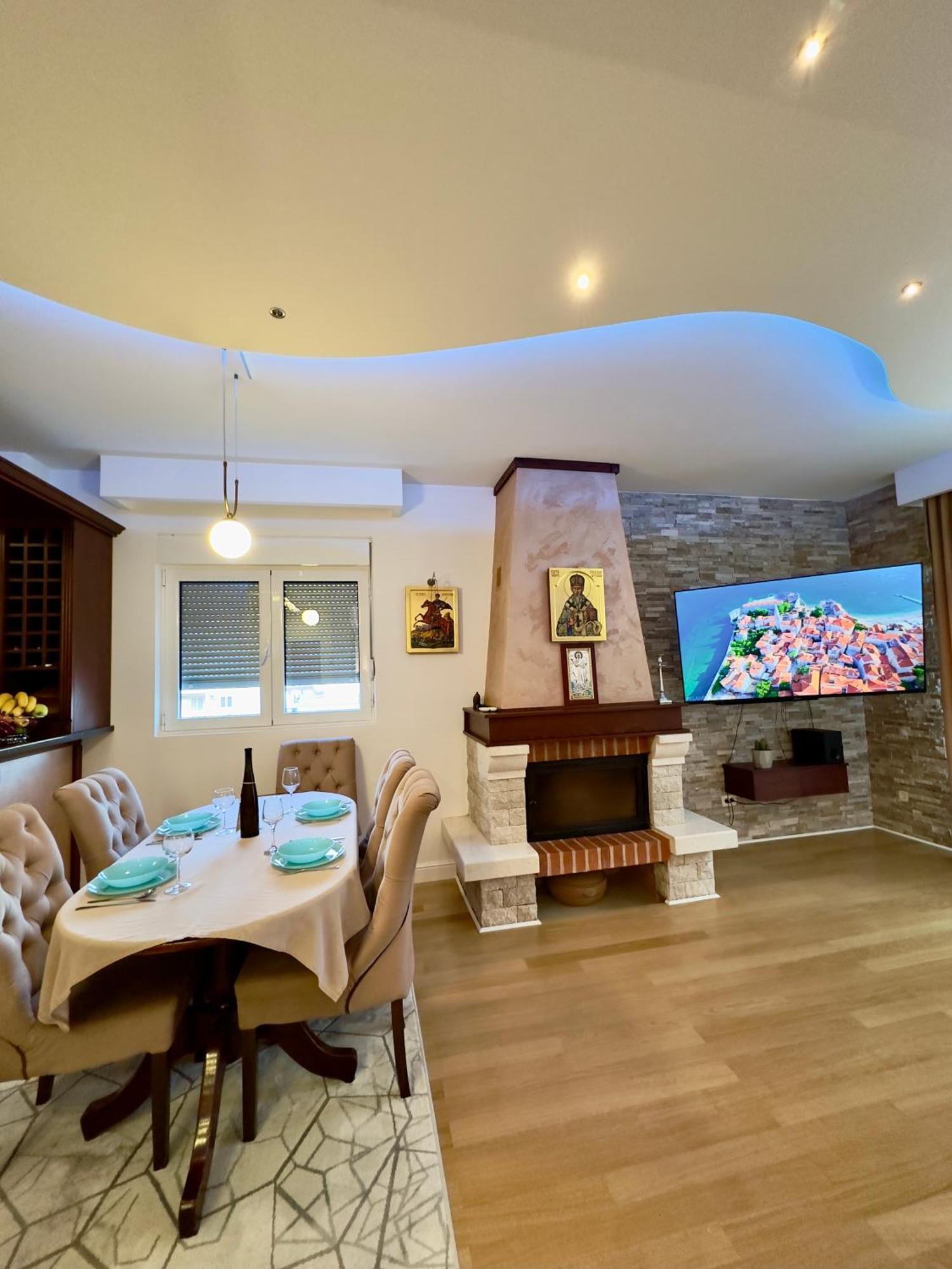 Lux Superior Apartment 120M2 In Heart Of Budva Dış mekan fotoğraf