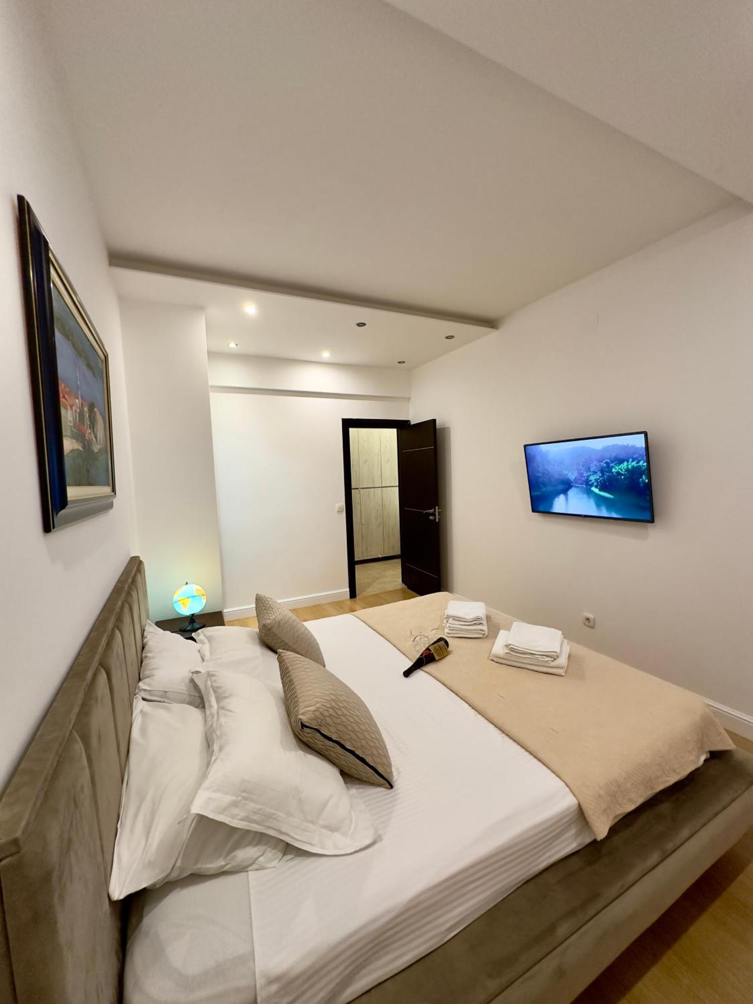 Lux Superior Apartment 120M2 In Heart Of Budva Dış mekan fotoğraf