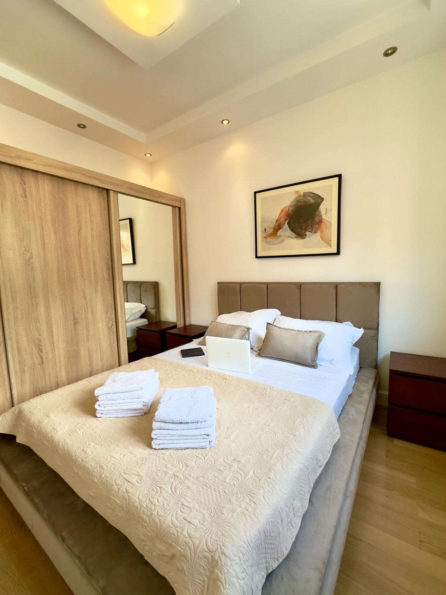 Lux Superior Apartment 120M2 In Heart Of Budva Dış mekan fotoğraf